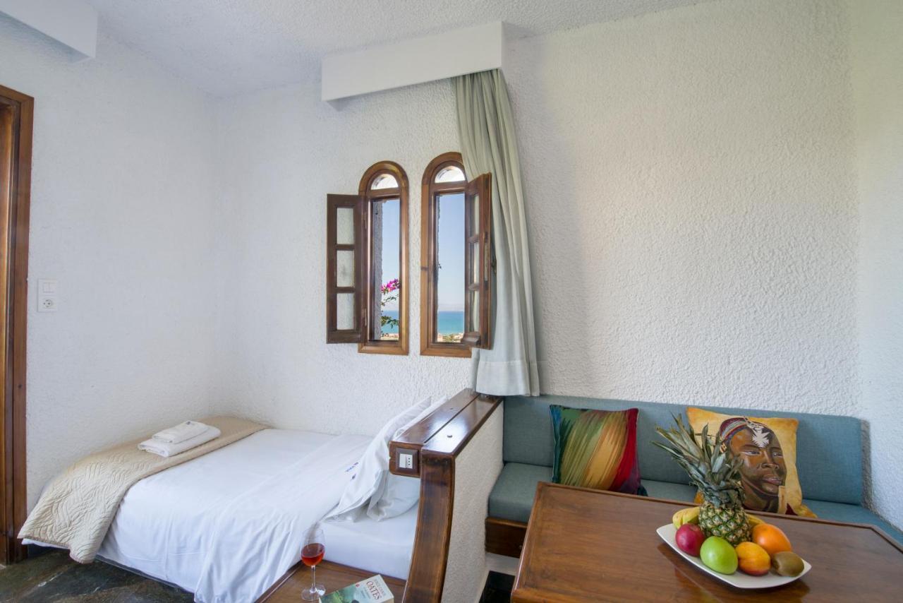 Folia Apartments Chania Agia Marina  Bagian luar foto