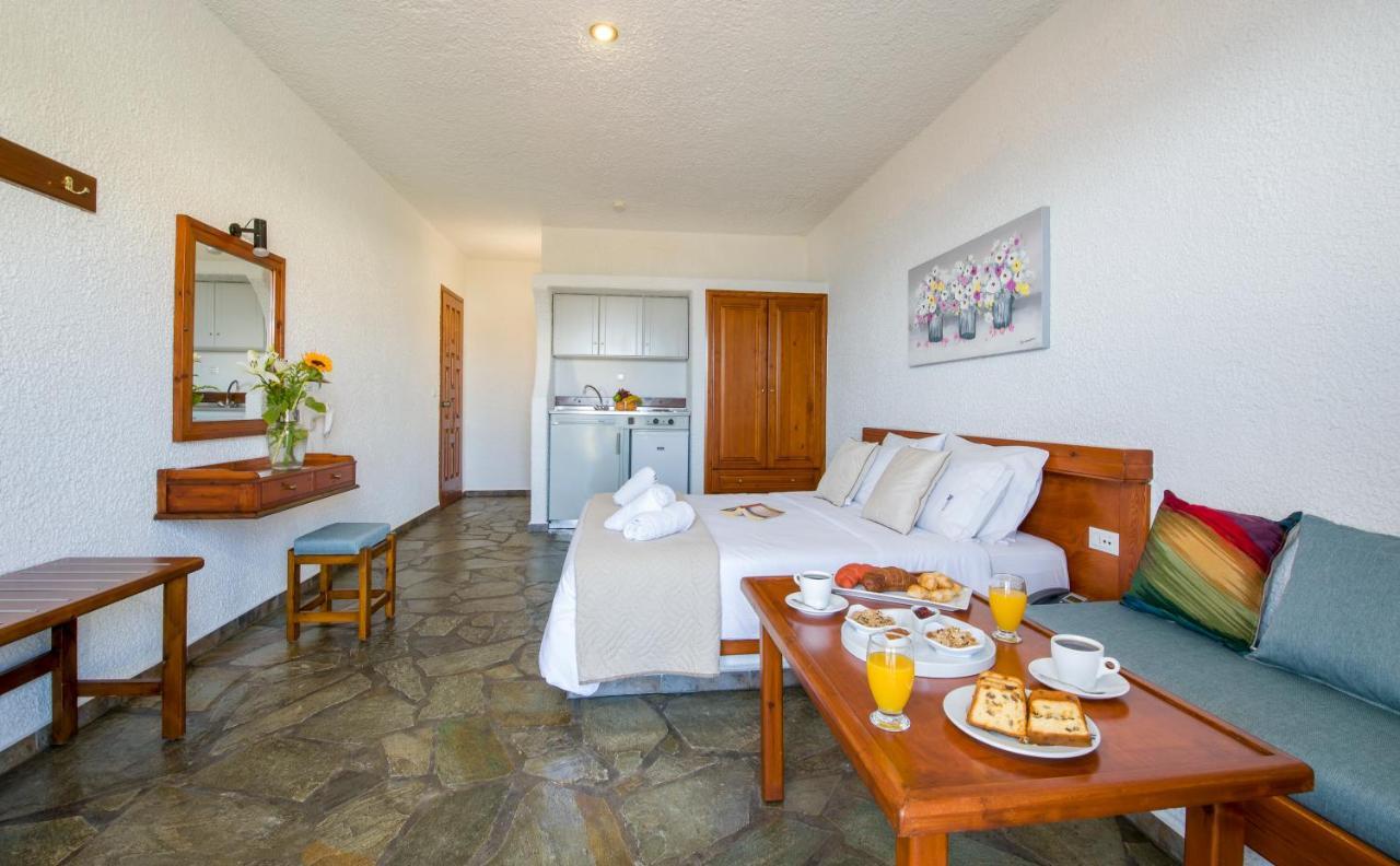 Folia Apartments Chania Agia Marina  Bagian luar foto