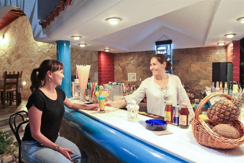 Folia Apartments Chania Agia Marina  Restoran foto