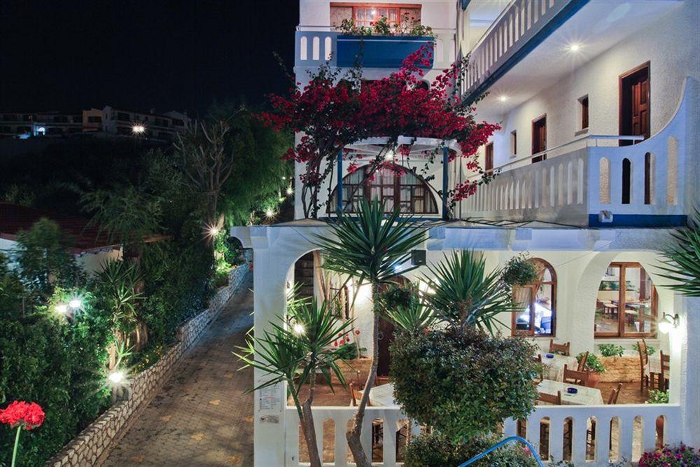Folia Apartments Chania Agia Marina  Bagian luar foto