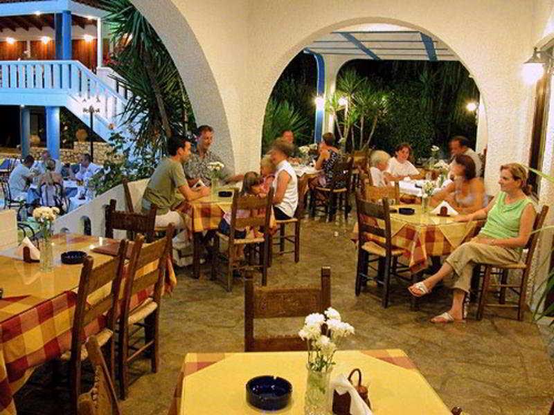 Folia Apartments Chania Agia Marina  Restoran foto